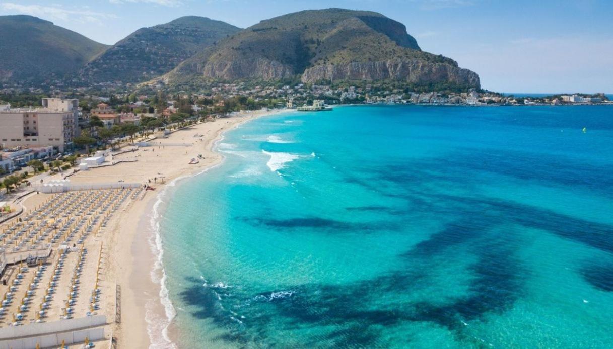 Casa Dei Quattro Canti B&B Palermo Luaran gambar