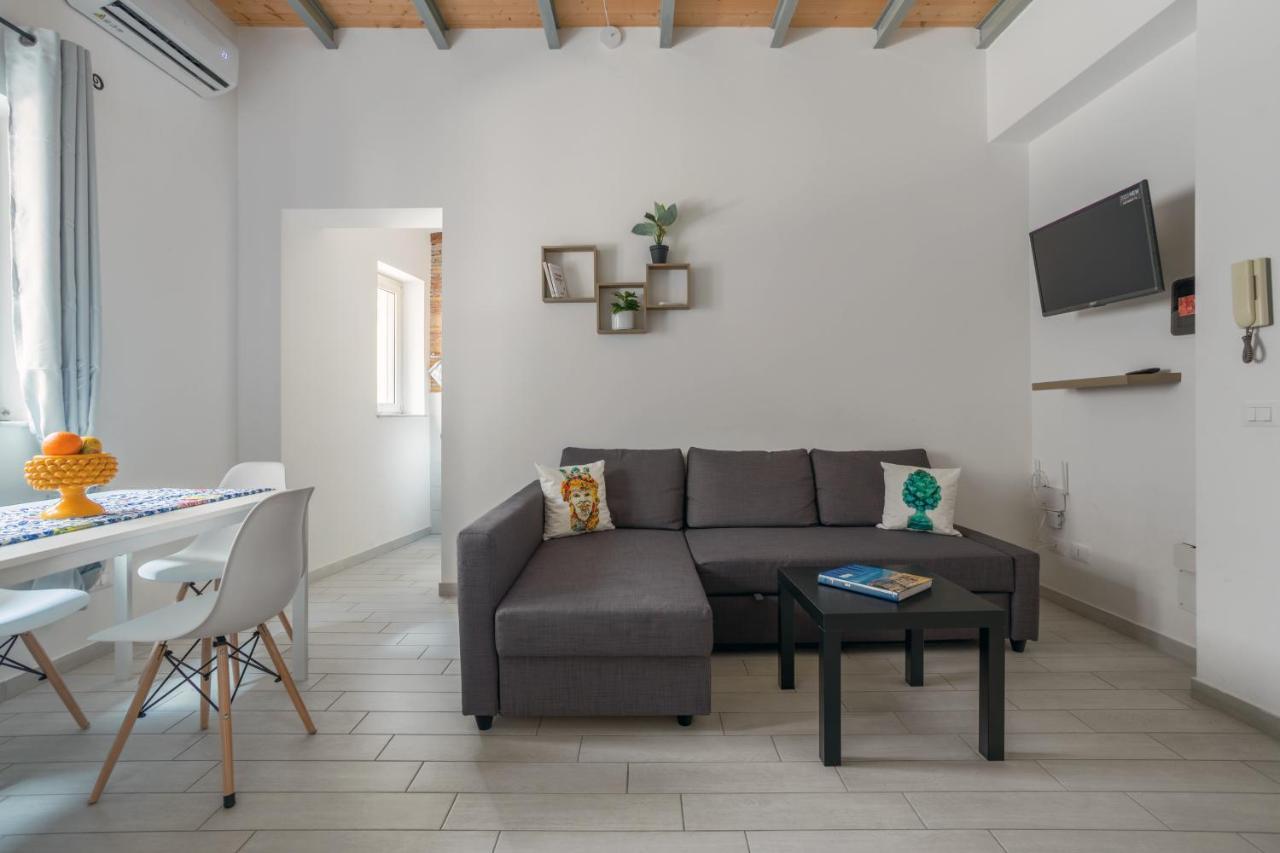 Casa Dei Quattro Canti B&B Palermo Luaran gambar